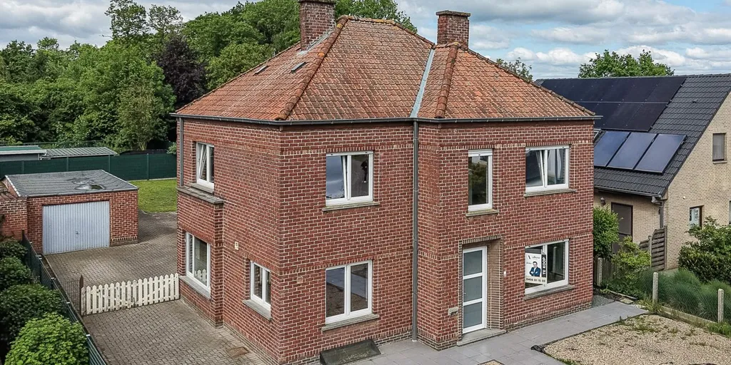 Extérieur - Maison avec Jardin et Garage à Aalter