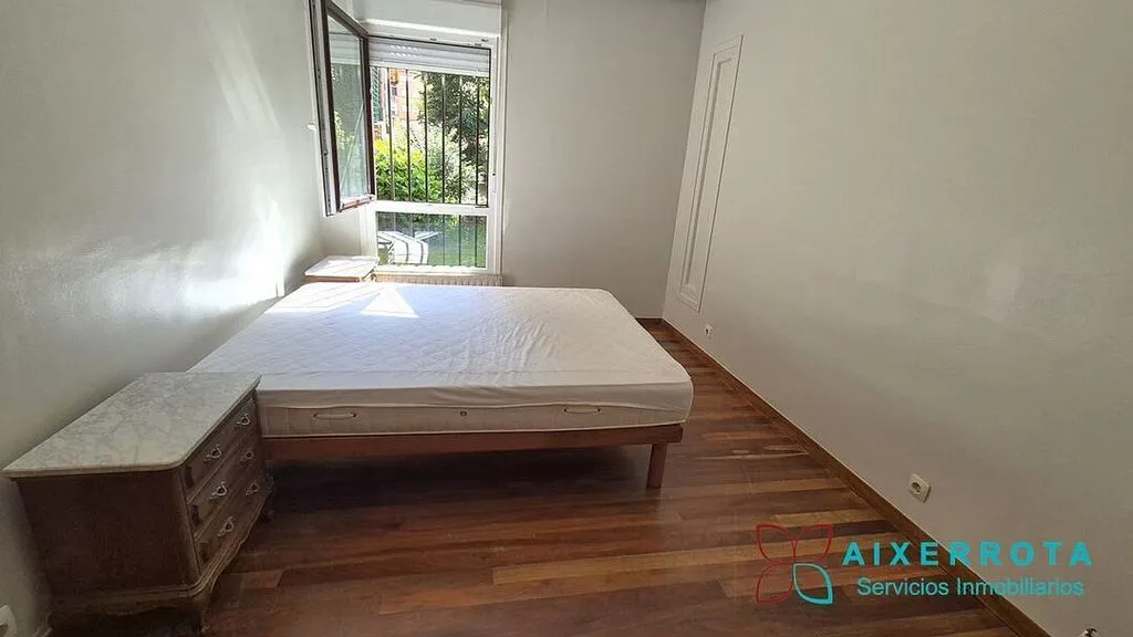 Bedrooms - Ground Floor Flat with Garden in Algorta, Getxo