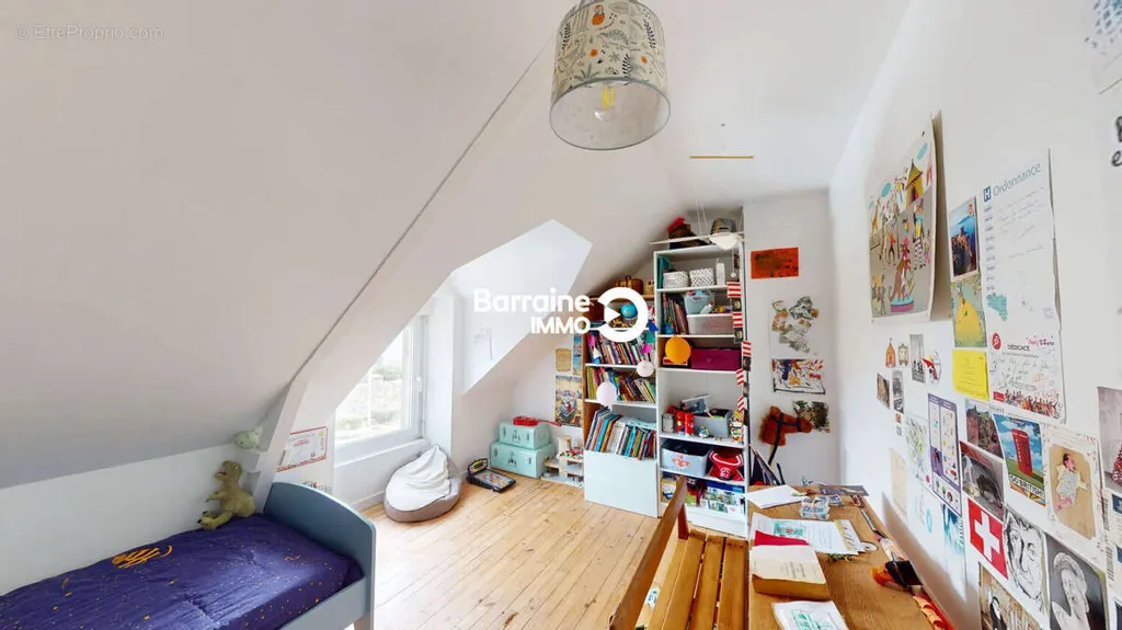 Bedrooms - Townhouse in Stone with Garden in Baud