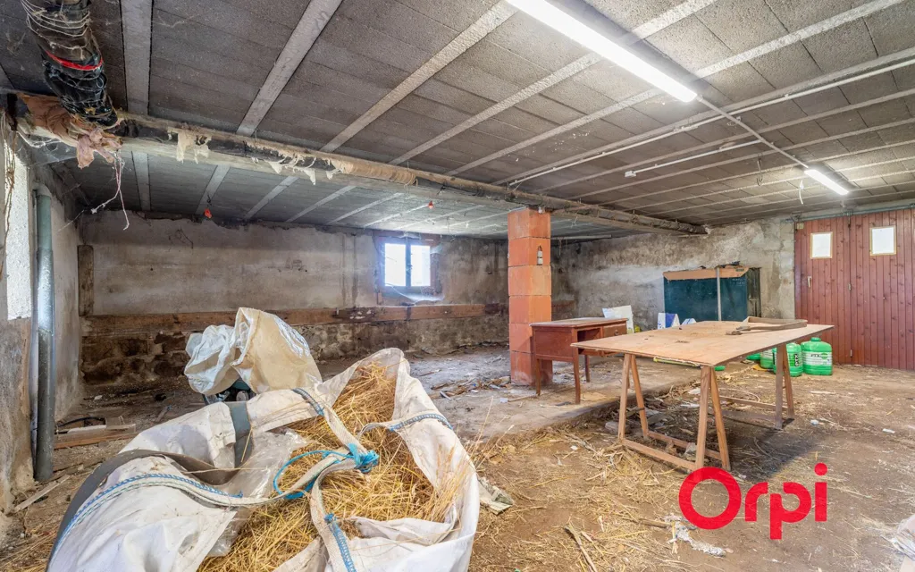 Toad - Renovated House with Panoramic View in L'Arbresle