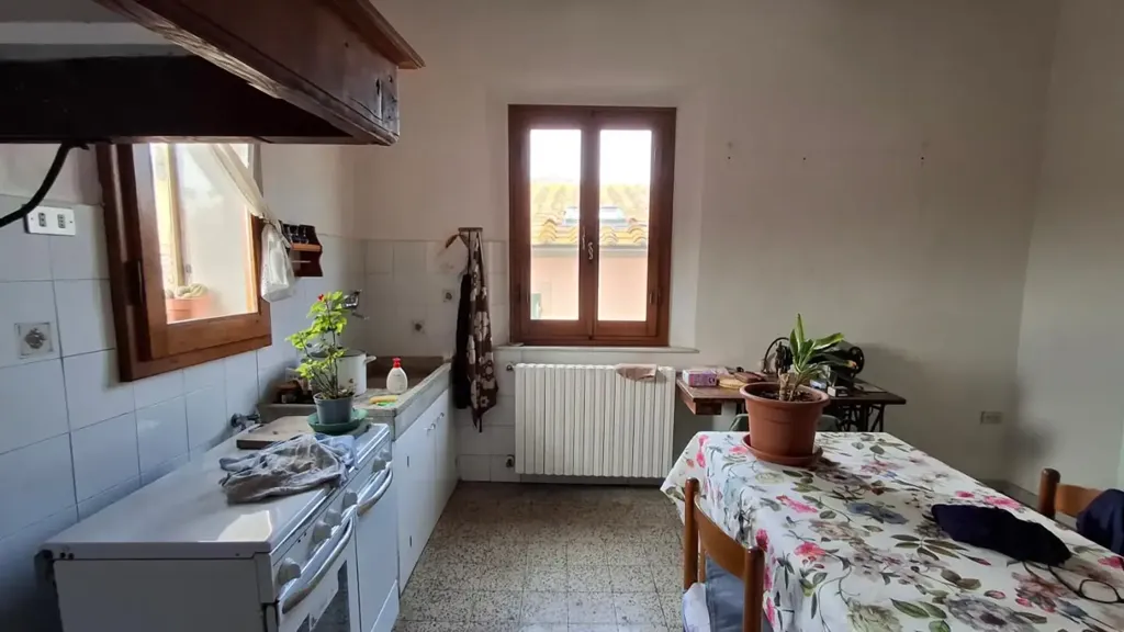 Cuisine - Quadrilocale with Character in Capraia e Limite
