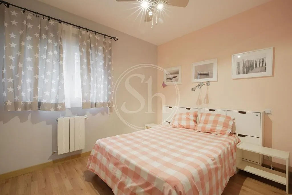 Chambres - 1-Bed Flat with Pool in Ciudad Lineal