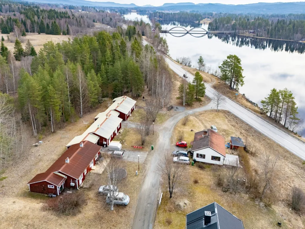 Vue aérienne - Fully Let Terraced House with Nature Near Ånge