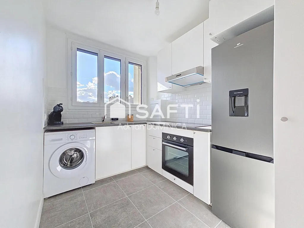 Köök - Meubled Flat with Balcony in Meudon