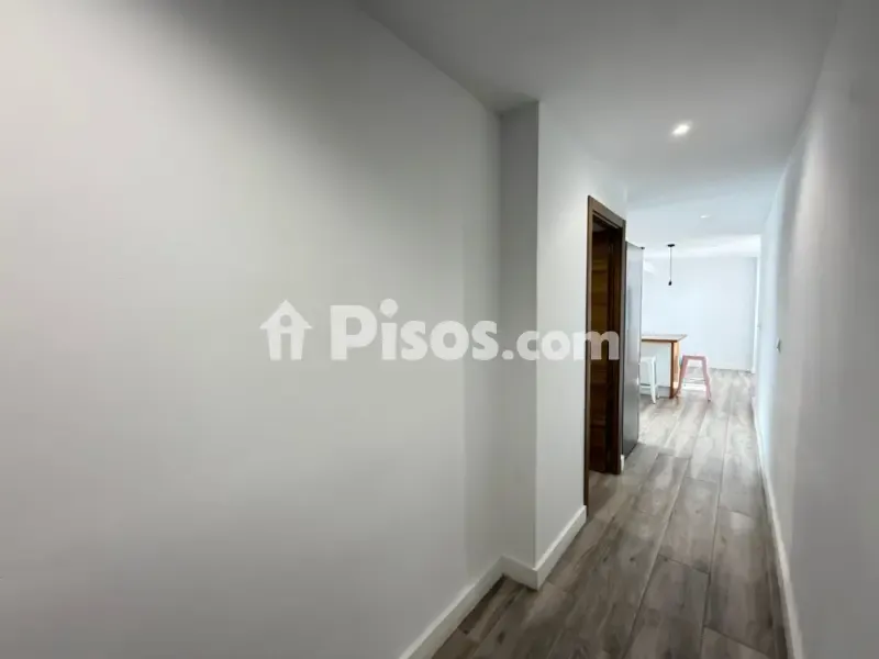 Ingresso - Reformed Apartment with Balcony in La Bosca