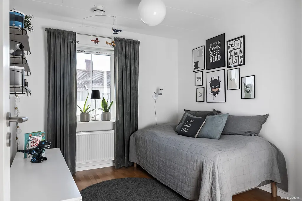 Bedrooms - Two-Storey Villa with Garden in Ullstorp