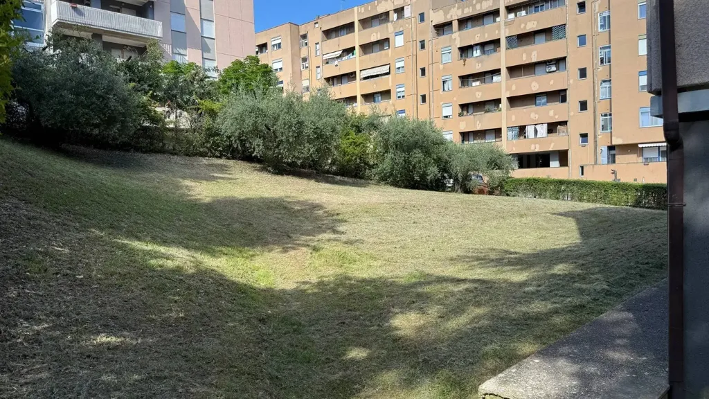 Jardin - Twin-Storey Apartment with Terrace in Perugia