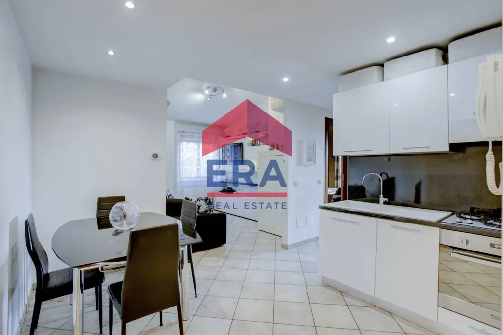 Cuisine - Apartment with Balcony in Central Infernetto, Rome