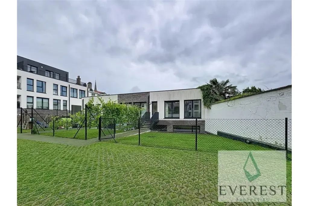 Jardin - Appartement Duplex avec Jardin et Terrasse à Laeken