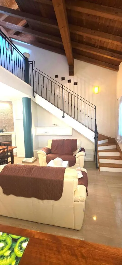 Elutuba - Bifamiliar Villa with Private Garden in Rubiera