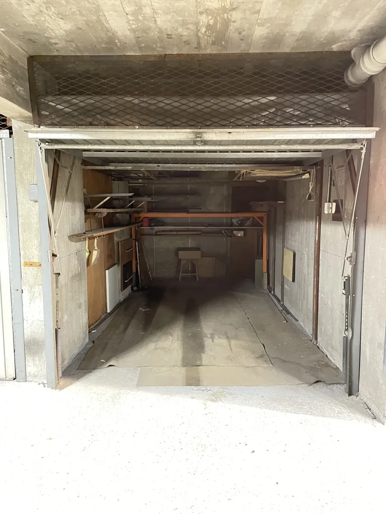 Garaaž - Secure Parking Space in Passy, Paris