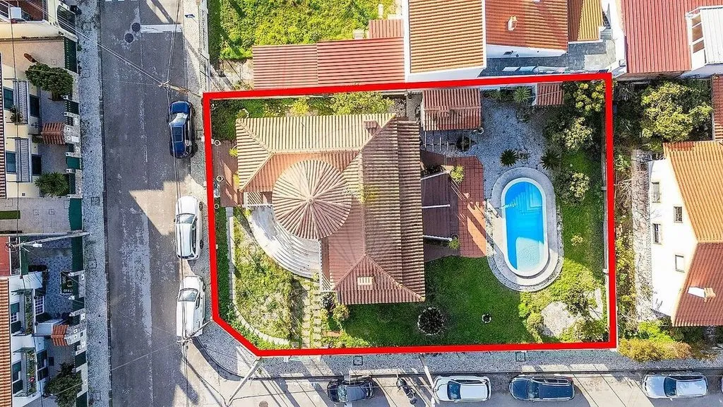 Õhuvaade - Luxury Villa with Sea View in Sesimbra