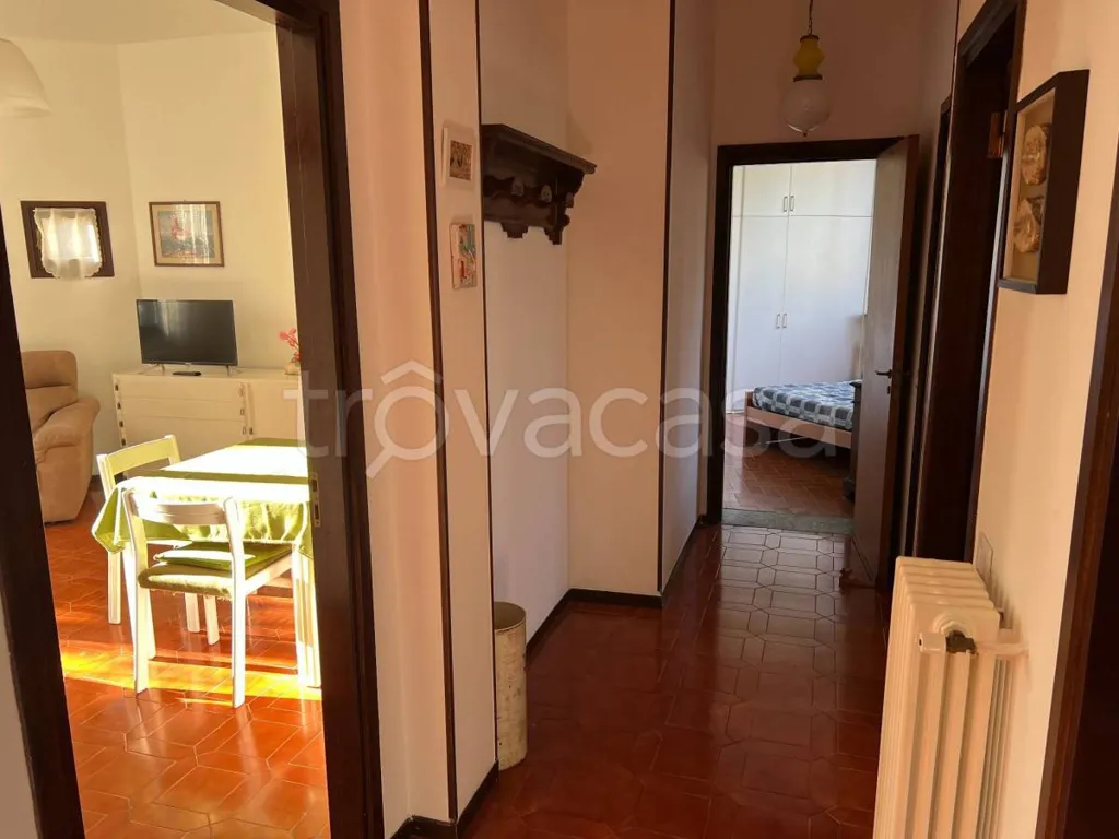 Entrée - Lakefront Apartment with Balcony in Meina