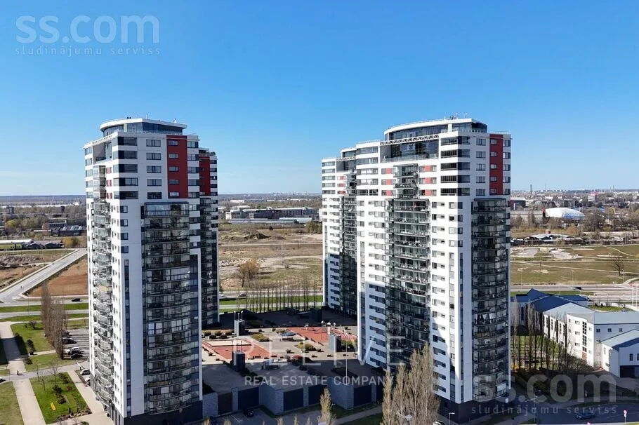 Appartement 3 pièces à Rīga