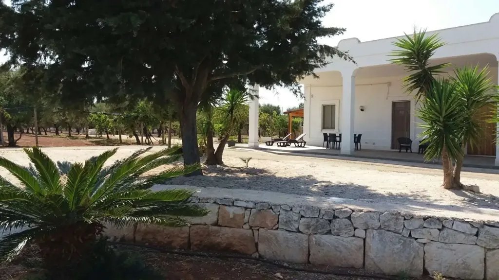 Exterior - Villa with Olive Grove in Carovigno
