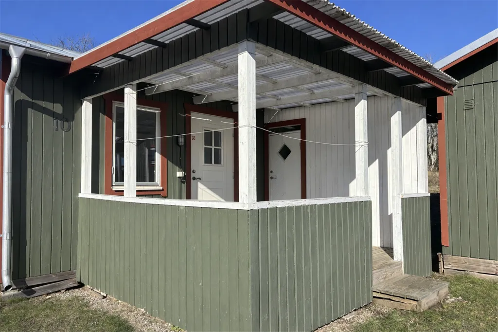 Välivaade - Cottage with Rental Potential in Löttorp