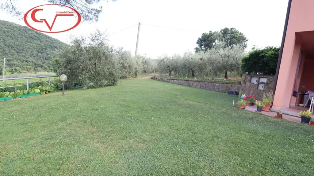 Aed - Rustic Villa with Panoramic Views in Montevarchi