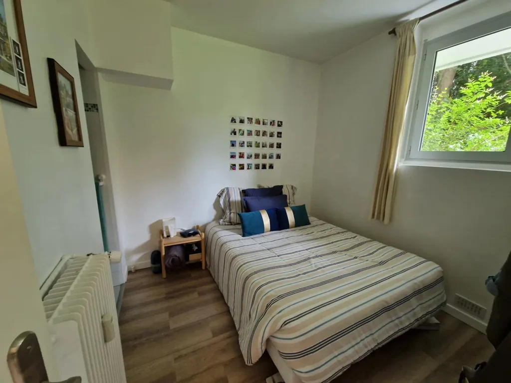 Chambres - Appartement Meublé avec Terrasse à Rueil
