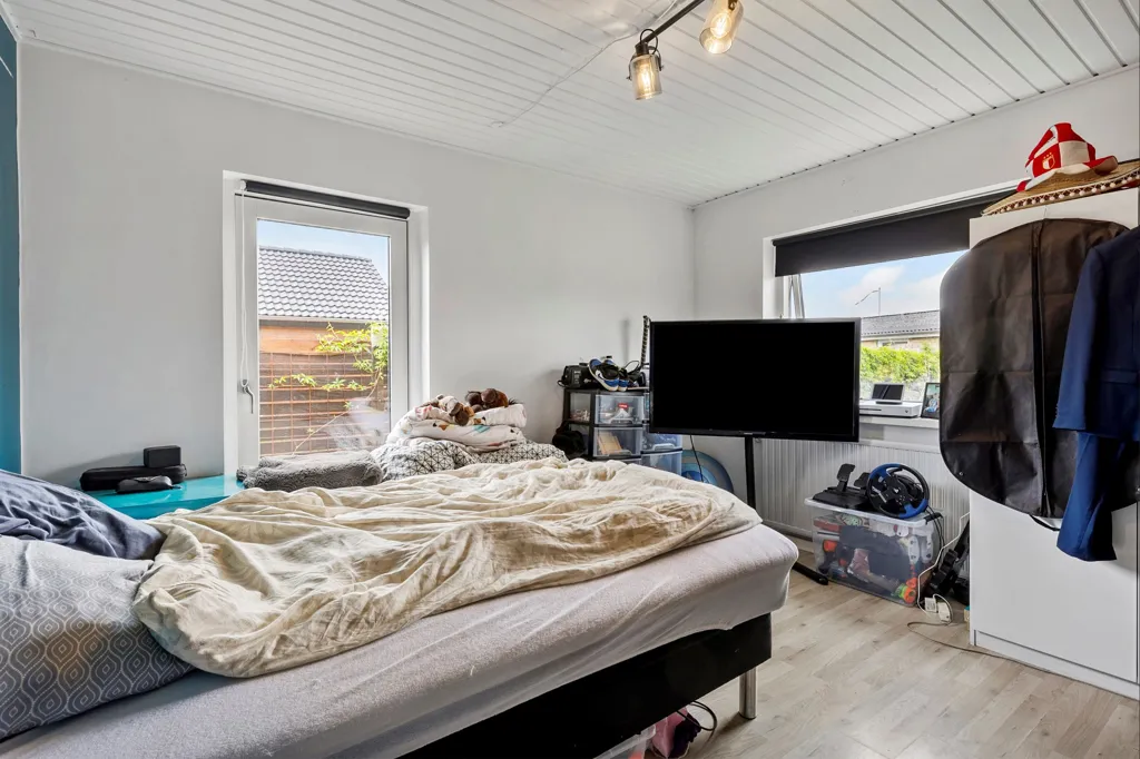 Chambres - Fenced Villa with Garden in Odense V