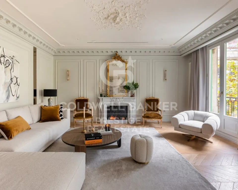 Séjour - Luxury Flat with Historic Charm in Barcelona