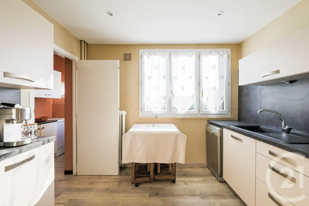 Cucina - T3 with Balcony in St Martin d'Hères