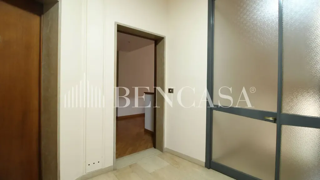 hallway_entrance