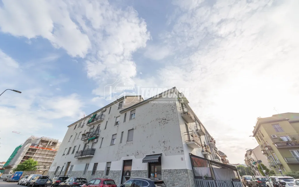 Välivaade - Two-Bedroom Flat with Balcony in Milan