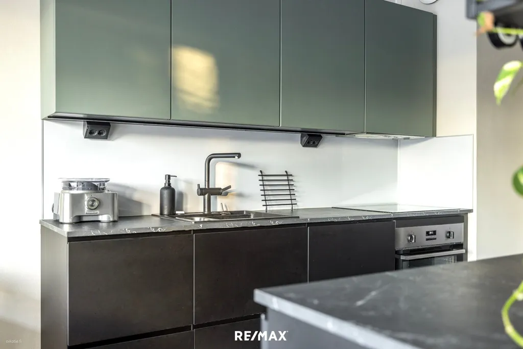 Cuisine - Modernised Flat with South-Facing Balcony in Etelä-Haaga