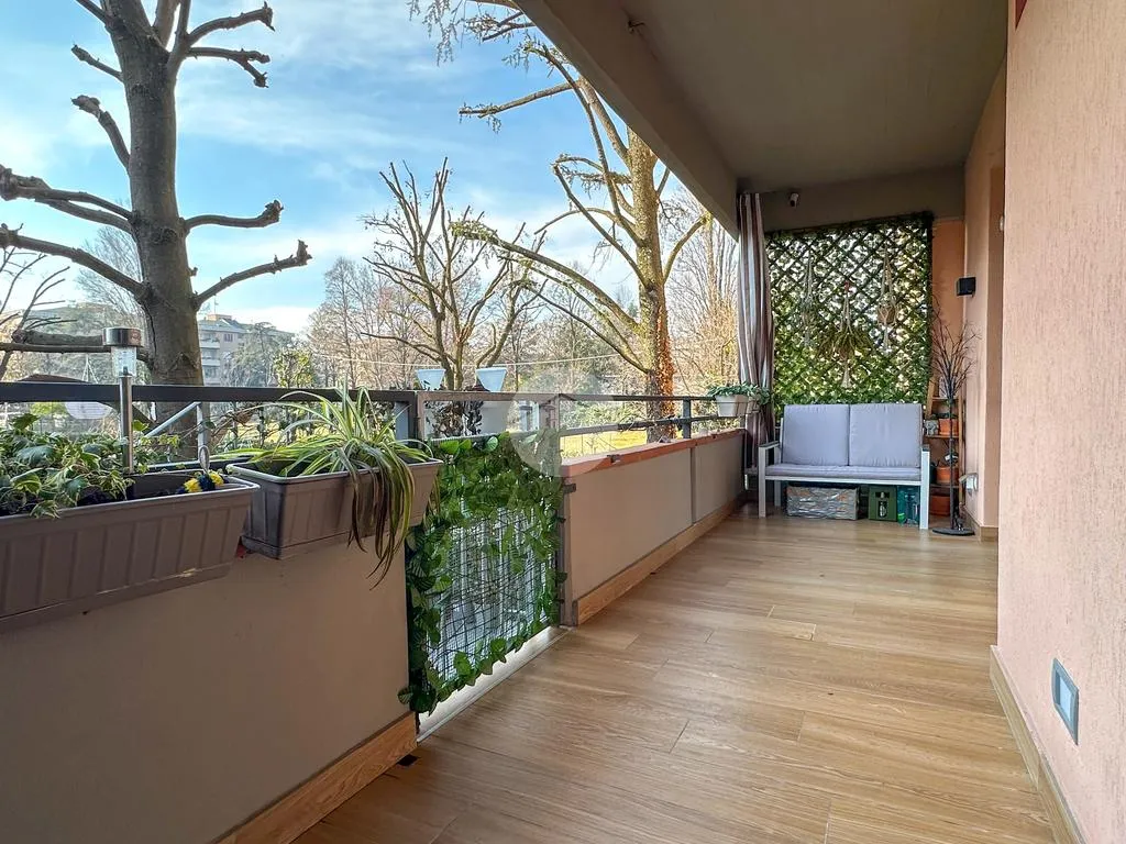 Balcon - Trilocale with Private Garden in Parma