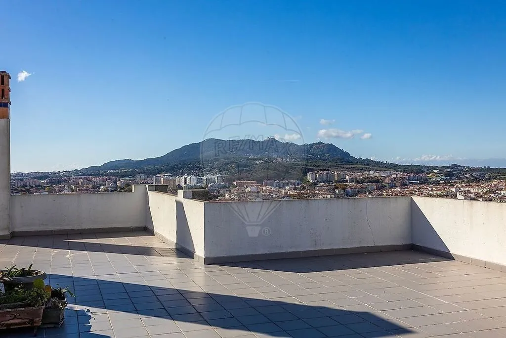 Terrass - Luxury Duplex Flat in Sintra