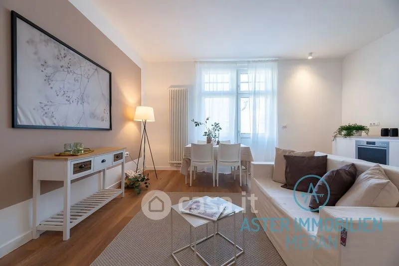 Soggiorno - Historic Apartment with Balcony in Merano