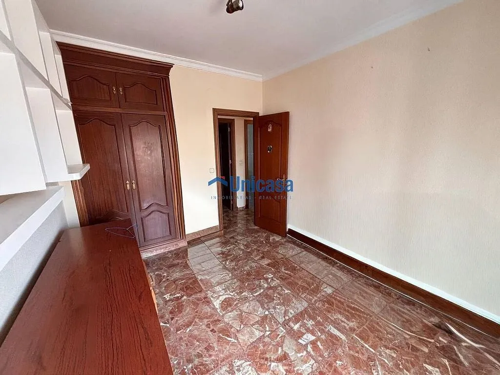 hallway_entrance
