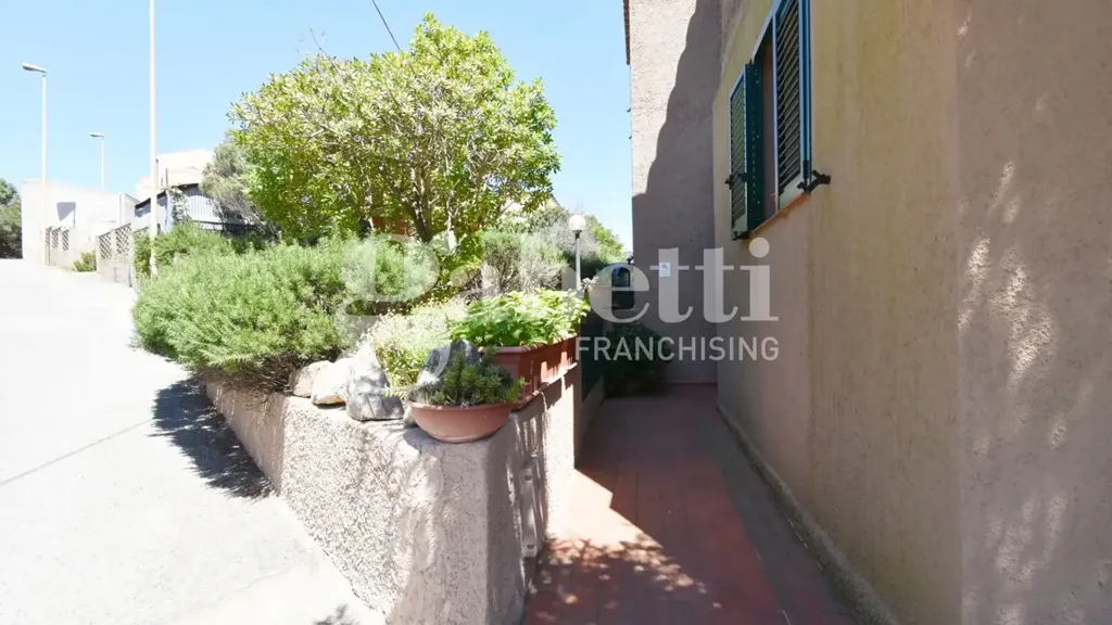 Välivaade - Apartment with Sea View in La Maddalena