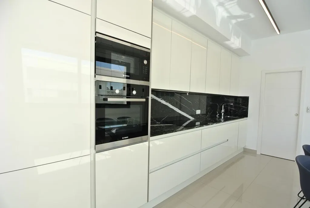 Cucina - Luxury Villa with Pool in La Marina