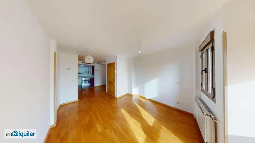 Elutuba - Modern Studio with Lift in Calle Convenio, Madrid