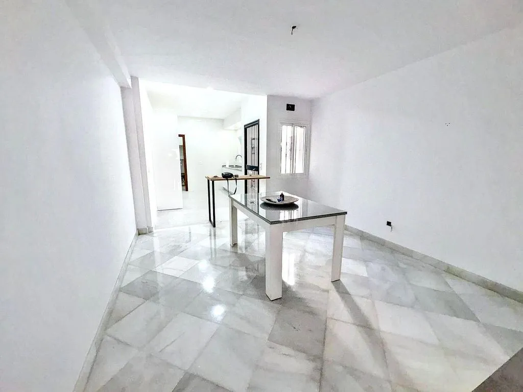 Esik - Chalet with Pool in Mairena del Alcor
