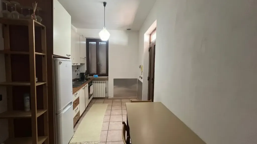 Cuisine - Studio with Balcony in Rescaldina
