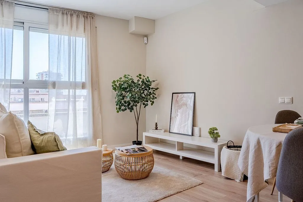 Séjour - Bright Apartment with Sea View in Mataró Centre