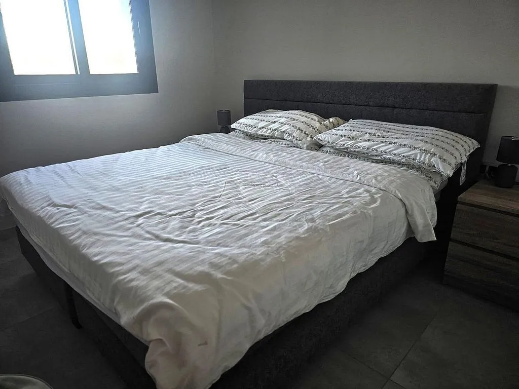 Magamistoad - Seafront Apartment with Pool in Playa de Poniente