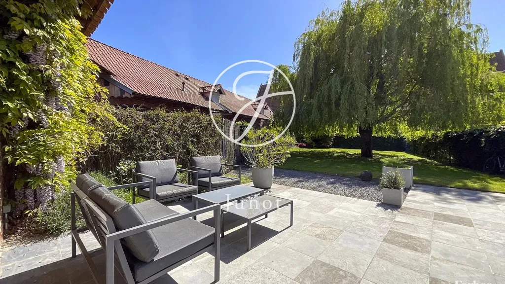 Terrasse - Maison de Caractère avec Jardin à Gruson