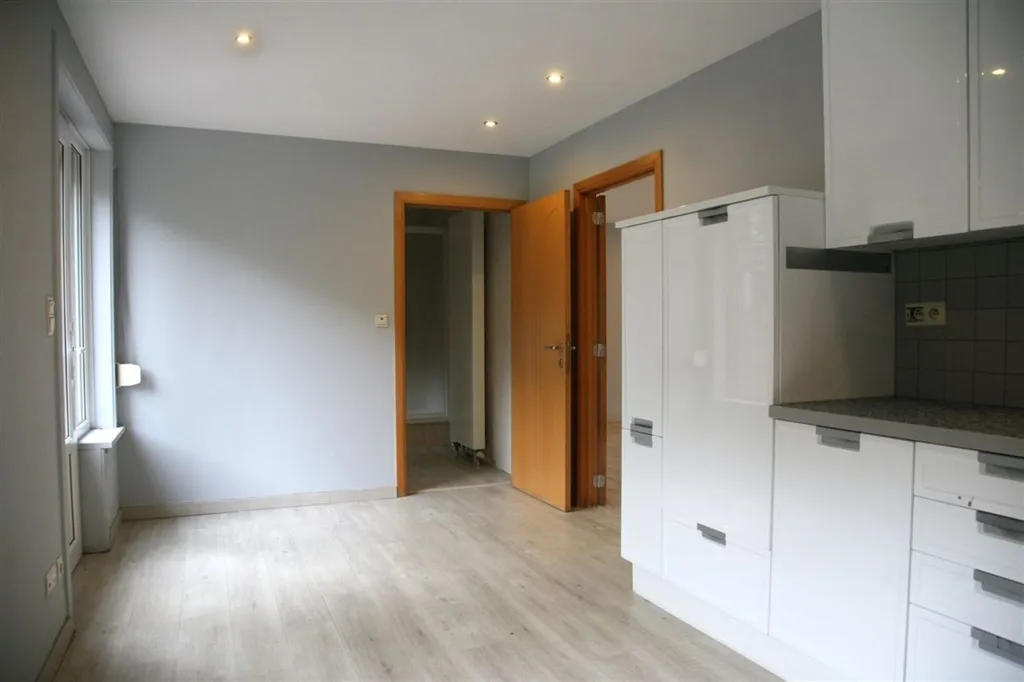 Cuisine - Maison de Plain-Pied au Calme avec Terrasse à Bruxelles