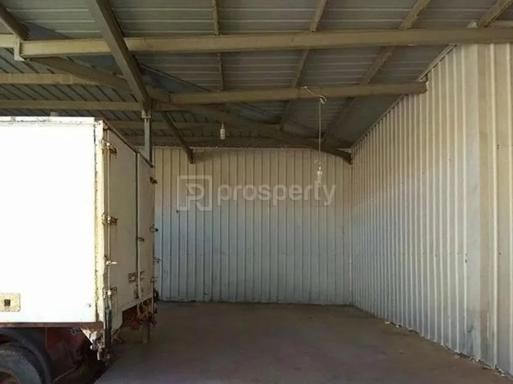 Toad - Industrial Storage Facility in Koutsopodi