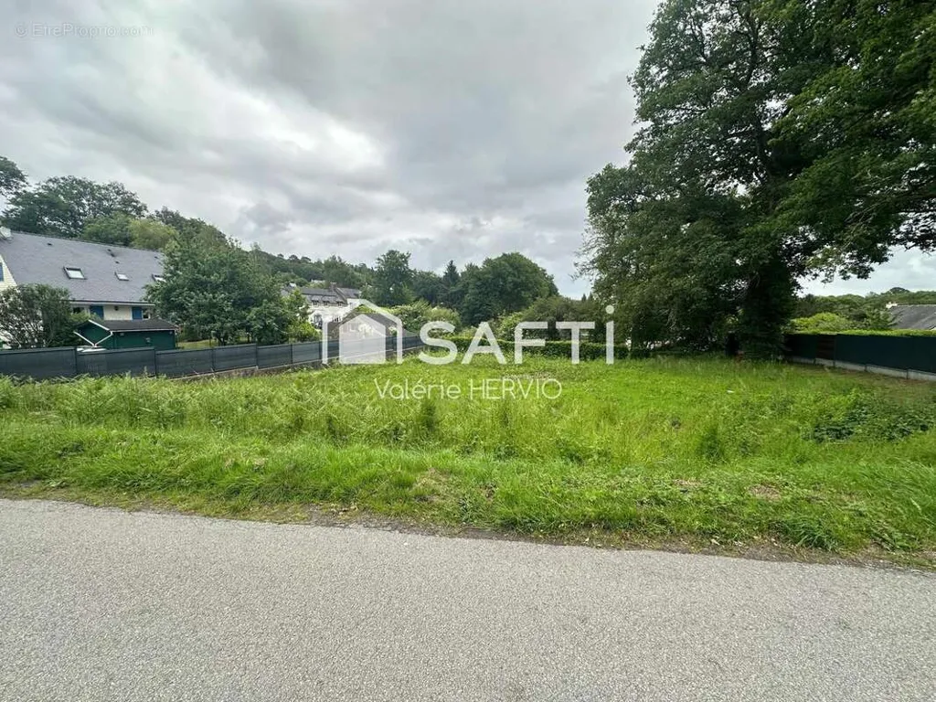 Aed - Buildable Plot in Rochefort-en-Terre