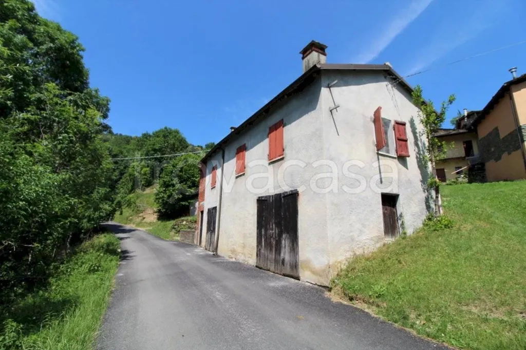 Välivaade - Rustic Property with Private Garden in Paesana