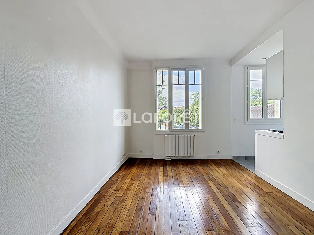 Toad - Bright 2-Bedroom Flat near Le Vésinet