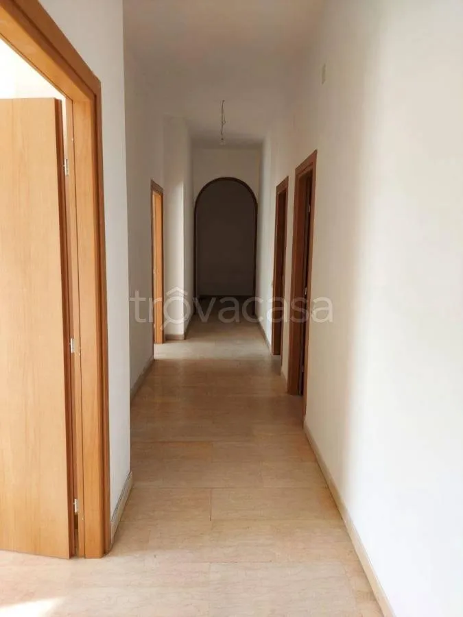 hallway_entrance