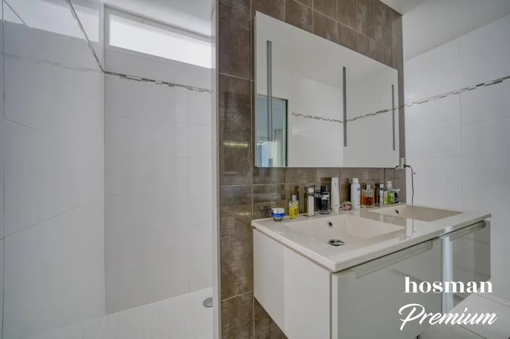Vannitoad - Luxury Apartment with Patio in La Rochelle