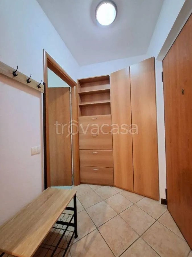 Hallway - Fully Furnished Flat in Bregnano