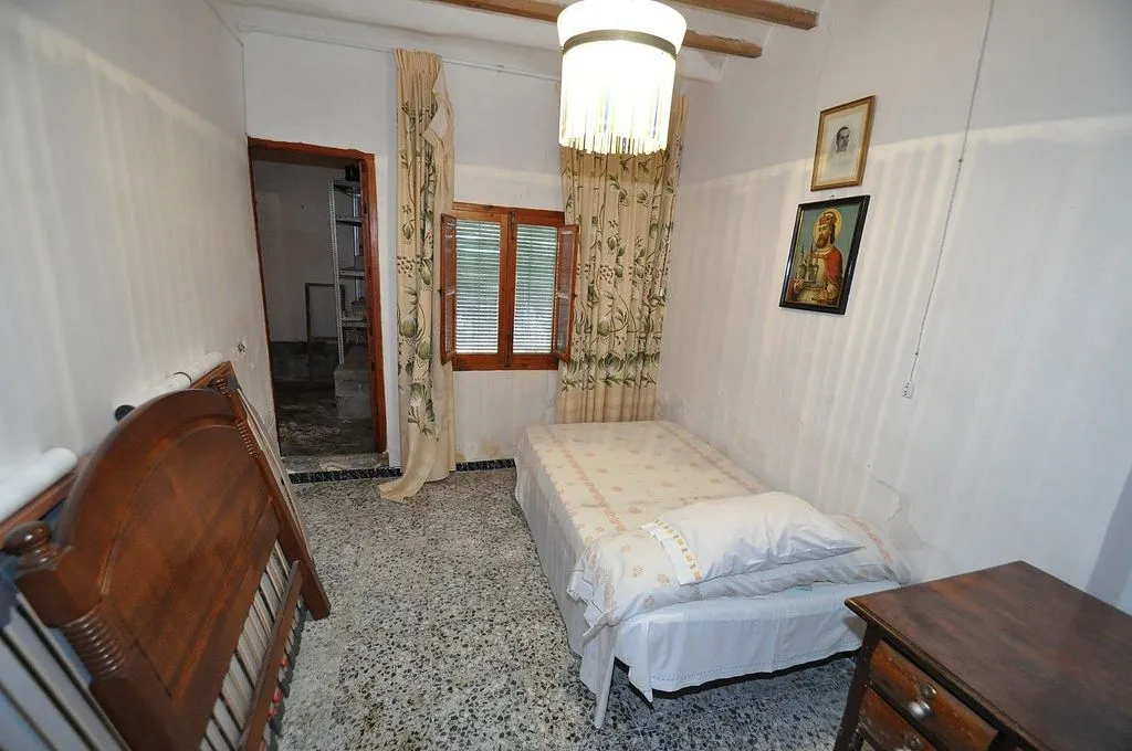 Magamistoad - 6-Bedroom House with Terrace in Pinós