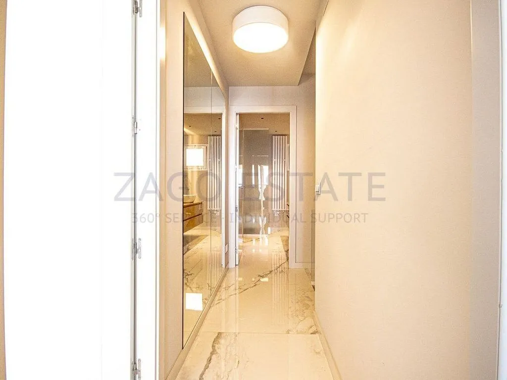 Entrée - Duplex with Sea View and Pool in Benidorm